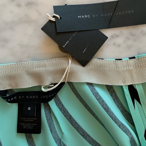 NWT Marc by Marc Jacob’s mint green skirt with black line design size 6 - Picture 3 of 7